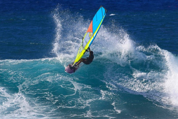 Vela S2Maui Catalyst 2027 CARBON + TECH