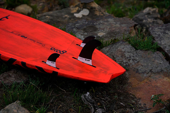 Goya Custom Thruster 5 Pro Carbon.