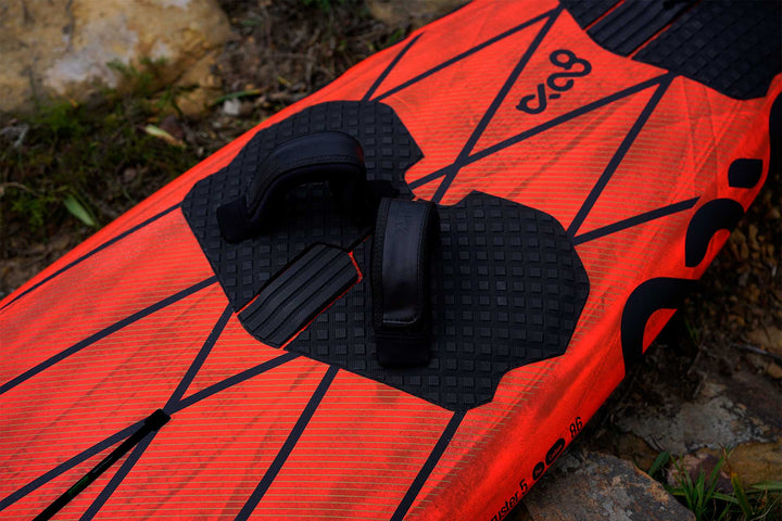 Goya Custom Thruster 5 Pro Carbon.