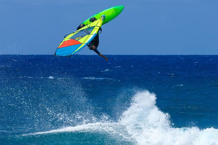 Vela S2Maui Dragon 2027 Carbon + Tech
