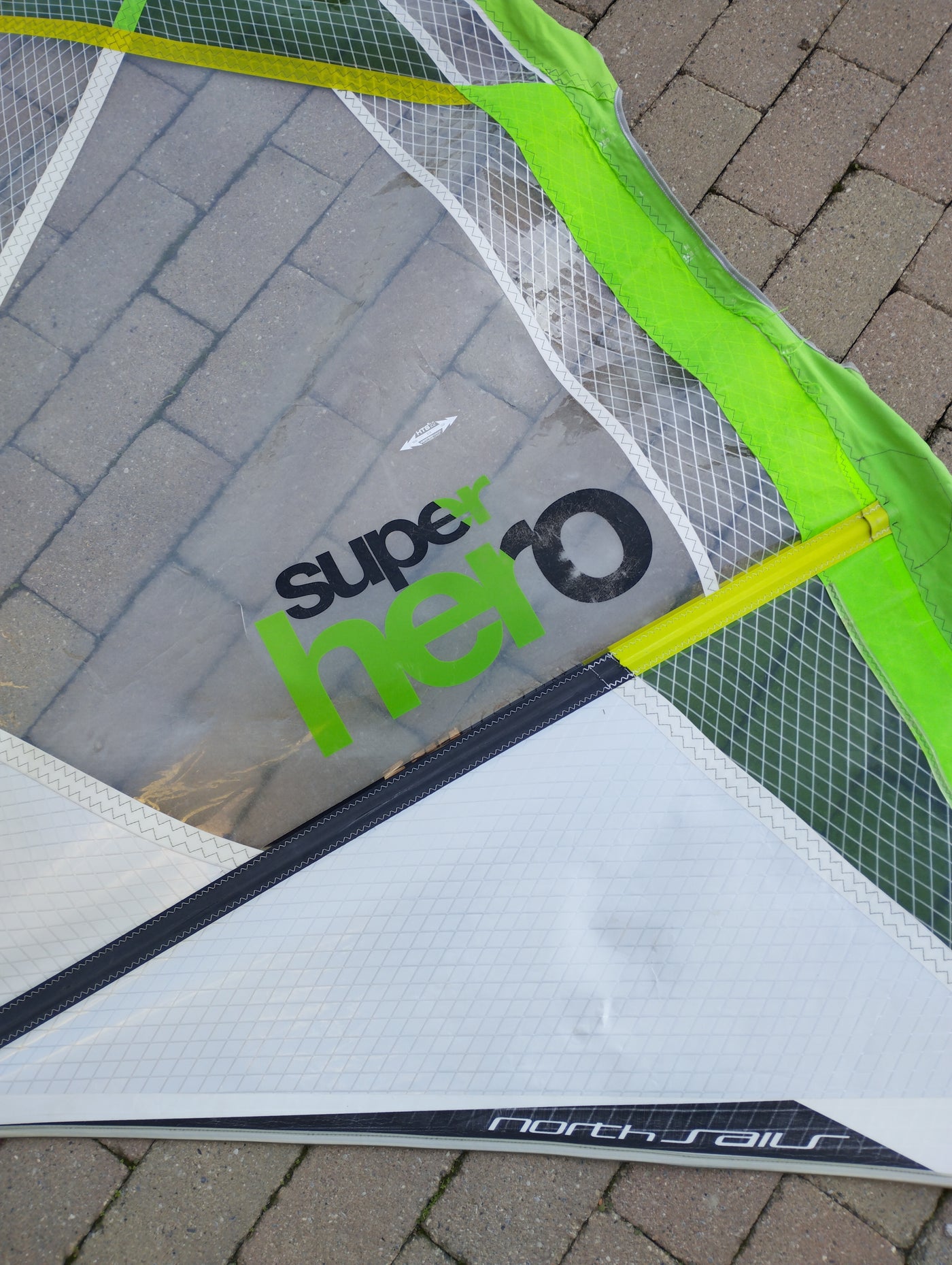 Vela windsurf North Super Hero 4.0 - 2018- usata