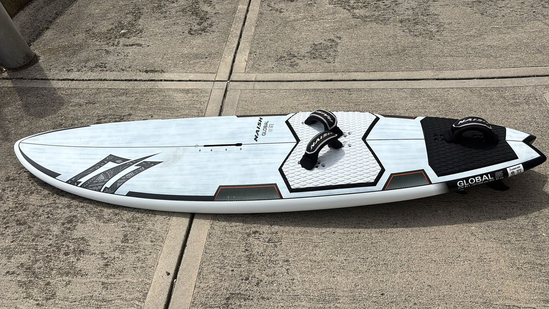 Tabla NAISH Global 85lt 2025 usada