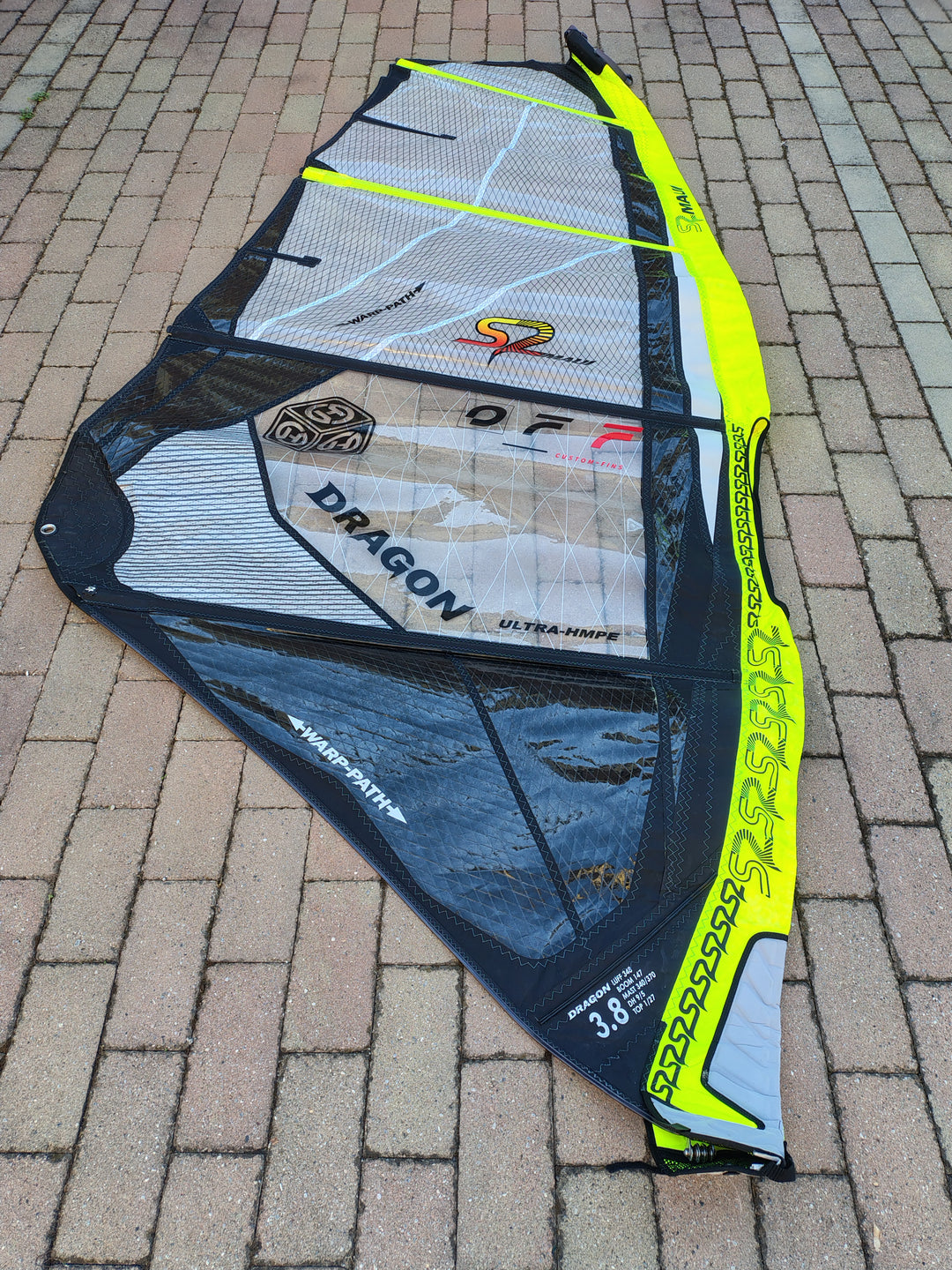 Vela Windsurf S2Maui DRAGON ULTRA-HMPE™ 3.8 2025 usada 