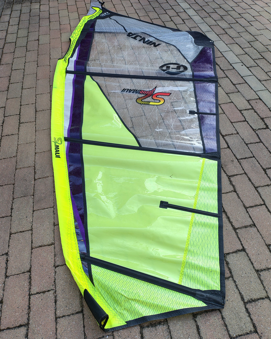 Vela S2Maui Ninja 4.8 Carbon + Tech 2025 Edición especial usada