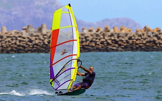 ウインドサーフィン S2maui バンシー 5.8